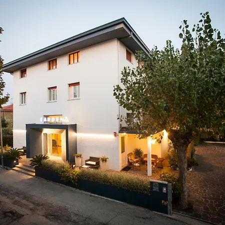 Garden Hotell Marotta