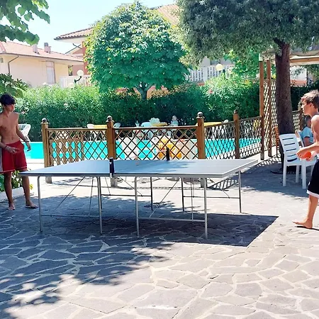 Garden 3*