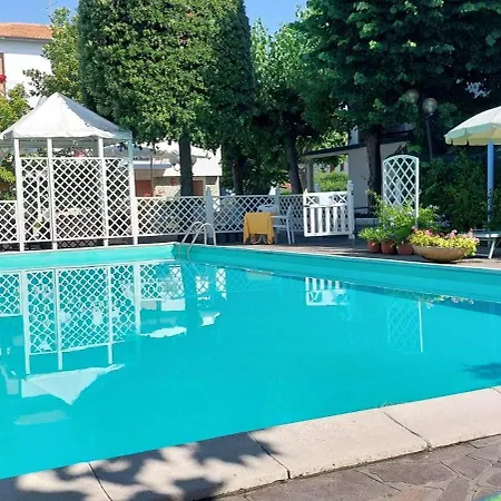 Hotell Garden Marotta